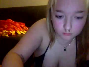 hardcore cam girl redhotcherry666 image #3189387