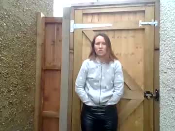hardcore cam girl eatmypie69 image #3811370