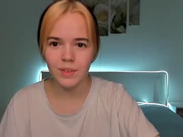 hardcore cam girl renee_whi image #2115366