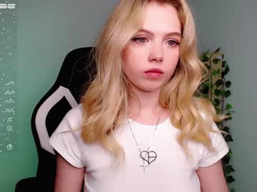 hardcore cam girl small_blondee image #2557246