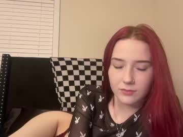 hardcore cam girl petite_scarlettt image #4361305