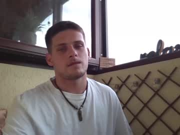 hardcore cam man roberto_twink1 image #3118708