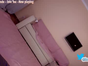 hardcore cam girl hollyextra image #1844404