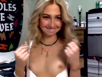 hardcore cam girl harleyraequinn7 image #3370777