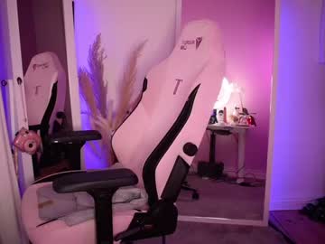hardcore cam girl strawberryjamx image #3110599