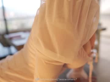 hardcore cam girl honeyco57 image #4123968