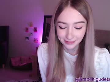 hardcore cam girl gudeeetama image #148315