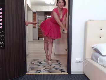 hardcore cam girl carmela_fox image #3443172