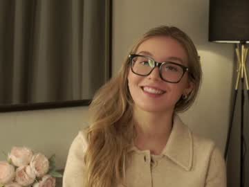 hardcore cam girl gillianelletson image #4678344