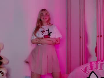 hardcore cam girl shy_blondiee image #2462366