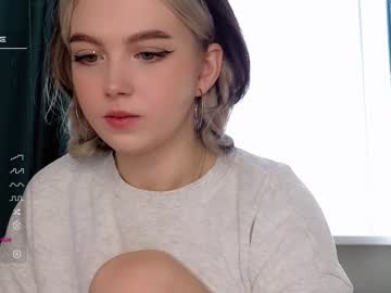 hardcore cam girl small_blondee image #3599900