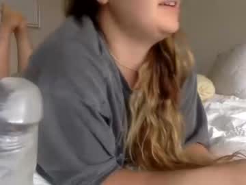 hardcore cam girl slavicqueen12 image #1607681
