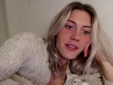 hardcore cam girl bambis_honeypot image #592828