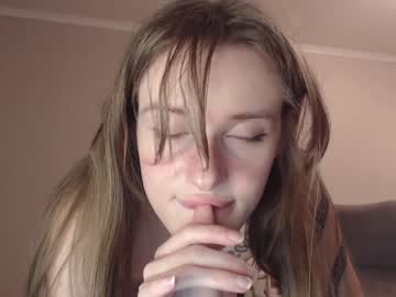hardcore cam girl esther_estrie image #4041444