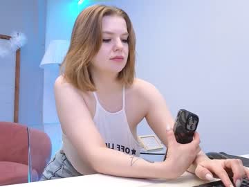 hardcore cam girl lovlybambi image #4075084