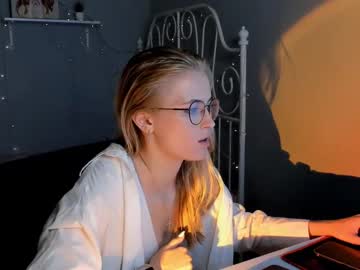 hardcore cam girl linellali image #1625336