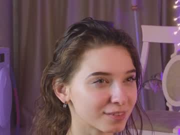 hardcore cam girl checkmypeach image #4075272