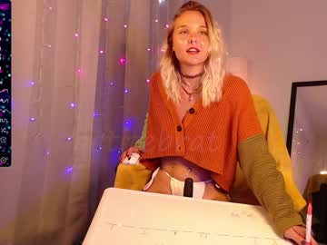 hardcore cam girl petitebrat image #3269077
