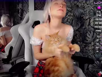 hardcore cam girl _b_a_n_s_h_e_e_ image #2305694