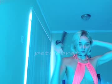 hardcore cam girl petitebrat image #132793