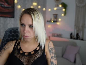 cherry__blond hardcore cam