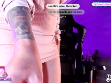 hardcore cam girl yesikasaenz image #2082427