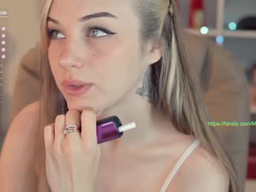 hardcore cam girl mia_milagros image #1378336