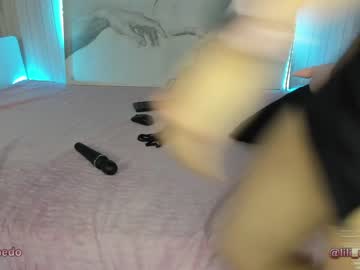 hardcore cam girl lili_and_niki image #1659843
