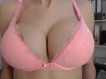 hardcore cam girl eat_mee_out image #1290068