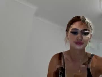 hardcore cam girl yoitslily image #3943691