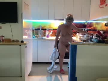 hardcore cam girl kiradivine image #3557761