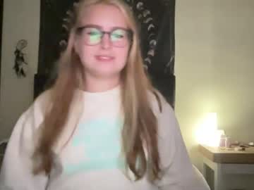 hardcore cam girl sarahmartin420 image #3131324