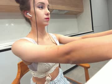 hardcore cam girl ehotlovea image #2457853