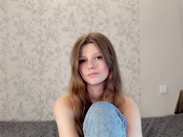 hardcore cam girl alainaestrada image #3662624