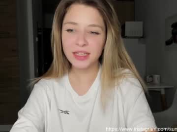 hardcore cam girl sun_shine_baby image #2114581