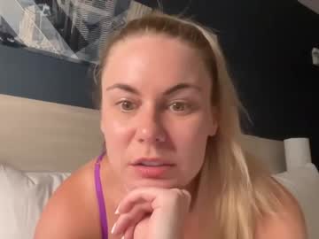 hardcore cam girl leannequeen113 image #1637283