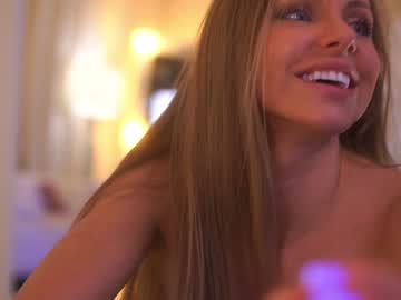 hardcore cam girl eva_fashionista image #4044544