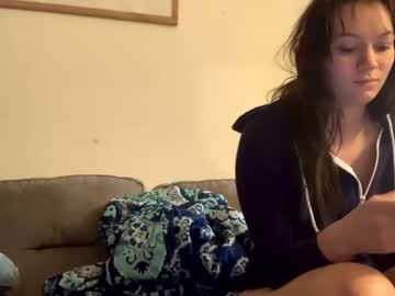 hardcore cam girl kylieexoxoxo2432 image #4057342