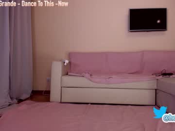 hardcore cam girl hollyextra image #1844492