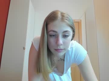 hardcore cam girl _strawbeerry_ image #2896086