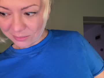 hardcore cam girl kiradivine image #4218093