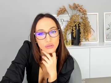 hardcore cam girl finestchantilly image #1888570