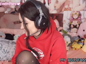 hardcore cam girl evelynpiers image #272872