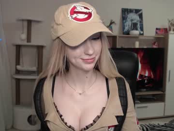 hardcore cam girl gudeeetama image #243530