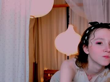 hardcore cam girl hailiemills image #2019460
