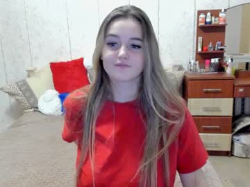 hardcore cam girl emmika_ image #2083147
