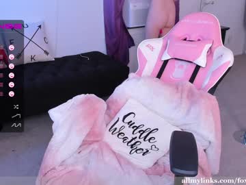 hardcore cam girl foxy_gamer image #3183845