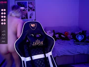 hardcore cam girl _b_a_n_s_h_e_e_ image #3016187
