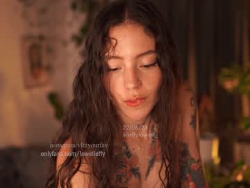 hardcore cam girl effylowell_ image #3092800
