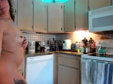 hardcore cam girl nellebeachgirl image #831935